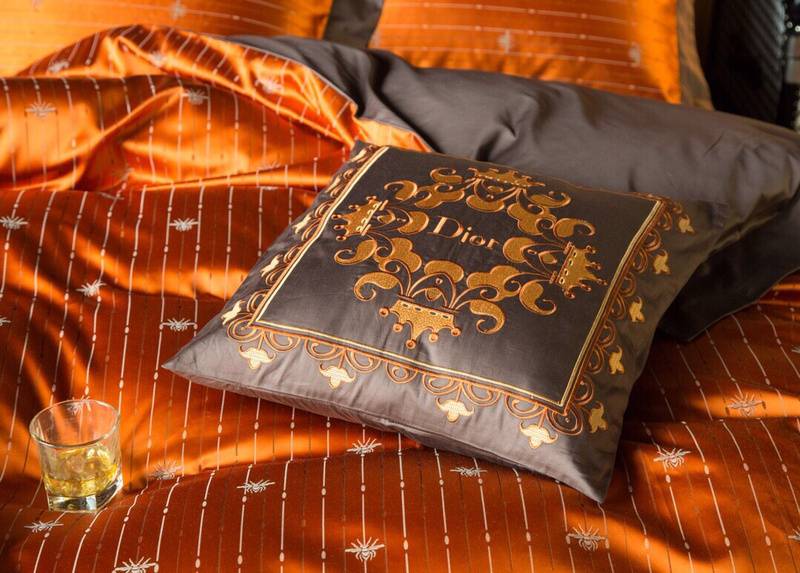 Luxurious Silky Orange Bedding Set - Royal Comfort