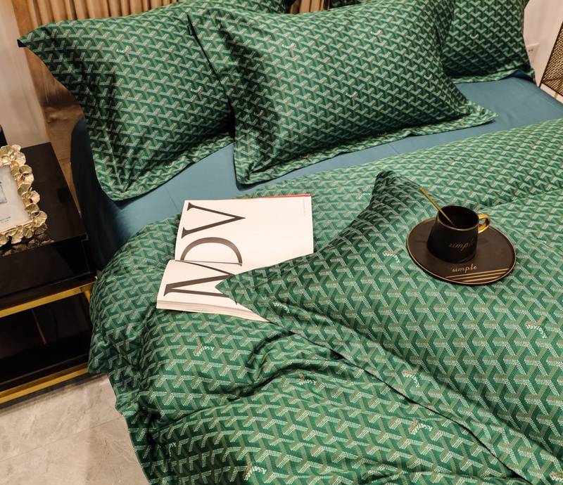 High-End Green Bedding Set - Herringbone Elegance