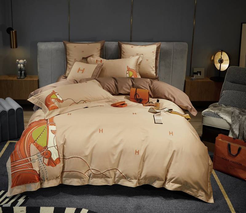 Hermès Style Bedding - Must-Have for Chic Bedrooms