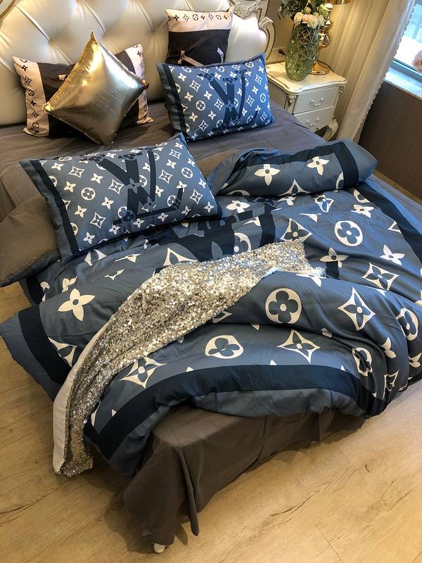 Luxury LV-Inspired Bedding Set - Navy Blue Elegance