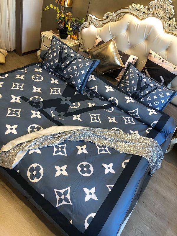 Luxury LV-Inspired Bedding Set - Navy Blue Elegance