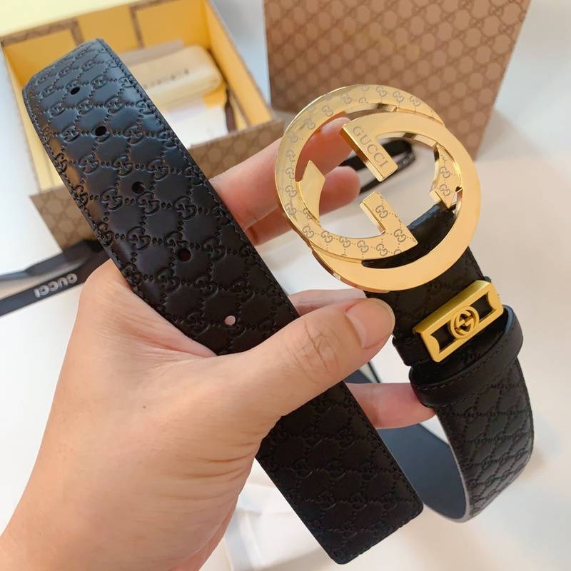 Gucci Black Leather Belt - Luxury Fashion Accessory