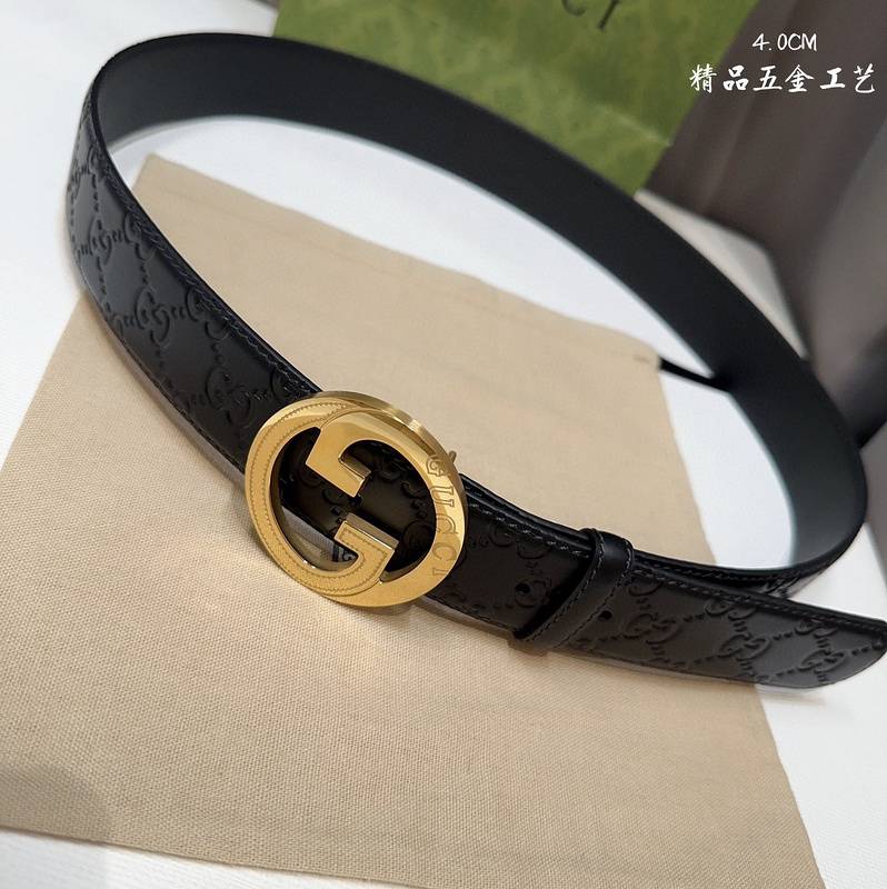 Gucci Black Leather Belt - Silver GG Buckle