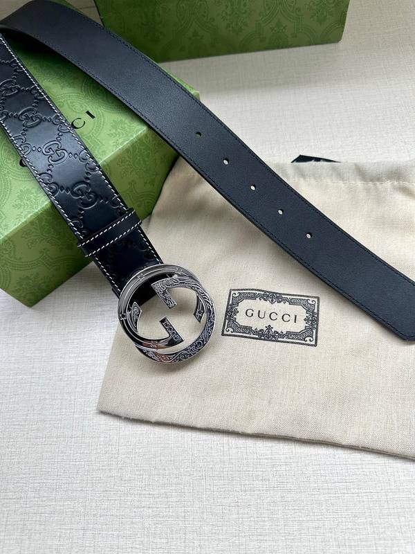 Gucci Black Leather Belt - Silver Buckle Luxury Accessory