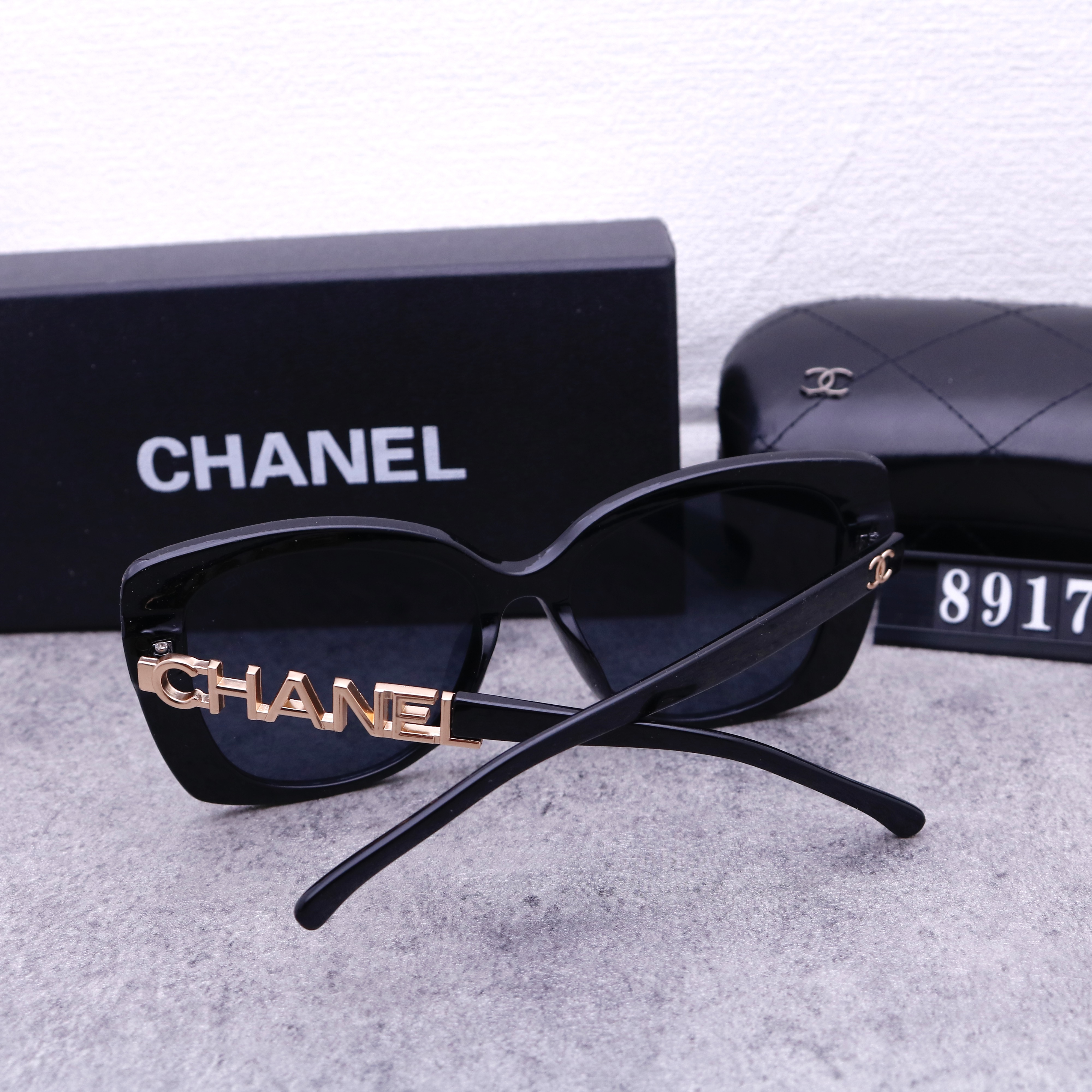 CHANEL Inspired Cat-Eye Sunglasses with Gradient Lens - High Fashion Accessory for Women