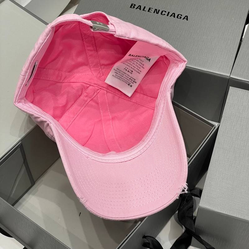 Balenciaga Pink Baseball Cap with Fashion Paris Logo, Trendy Essential