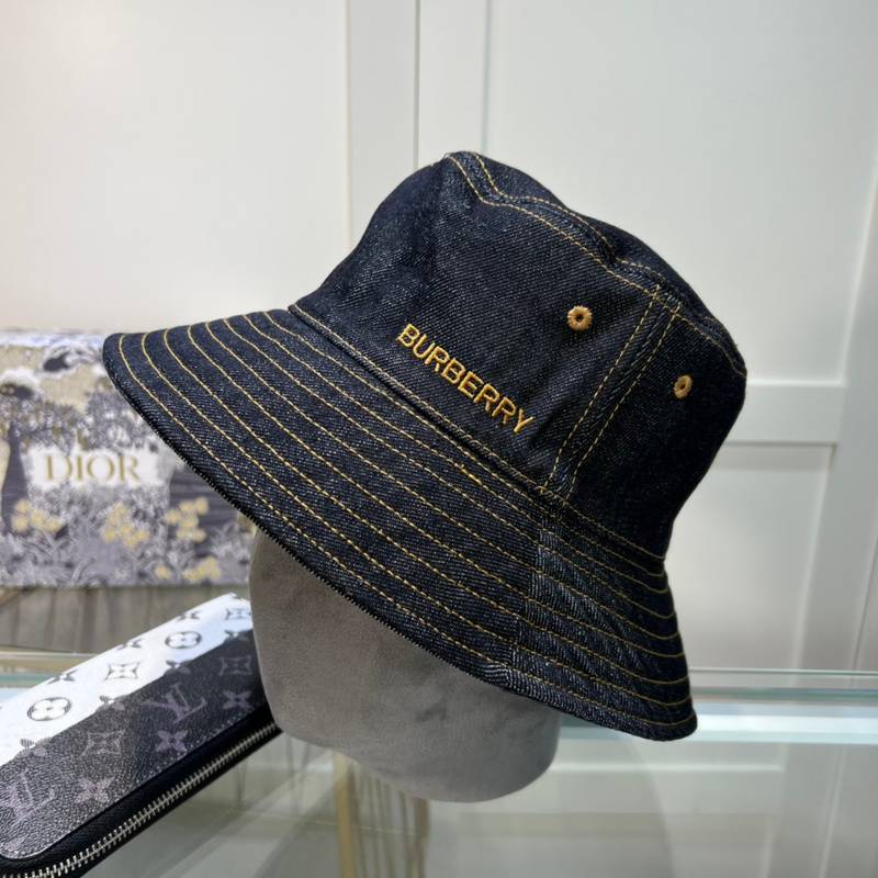 Burberry Denim Bucket Hat with Fashion Stripes, British Style