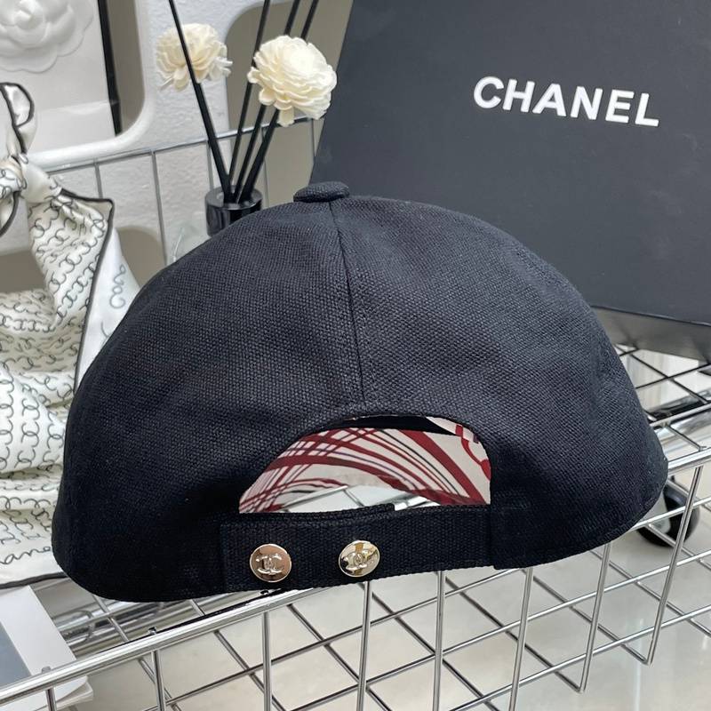 Chanel Black Baseball Cap with Classic Double C Logo, High-End Fashion