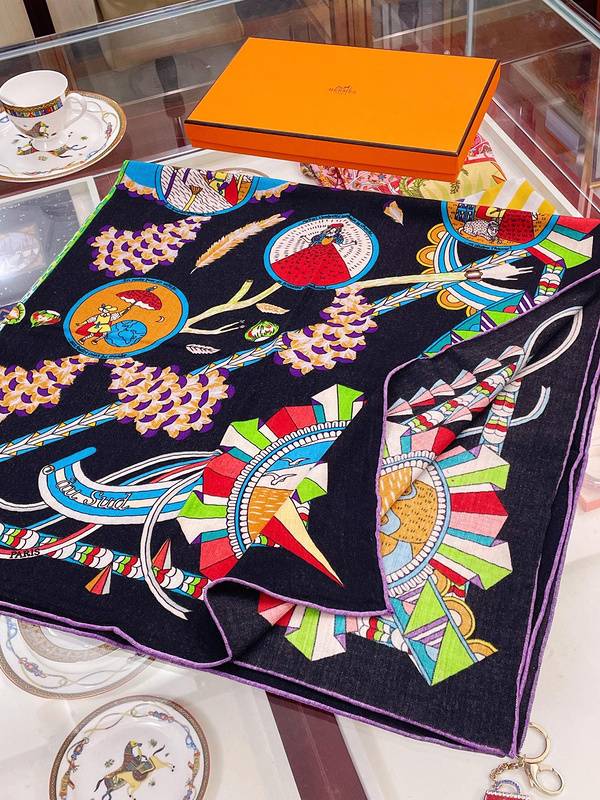 Vibrant Multicolor Scarf with Exotic Patterns - A Fashion Statement-Hermès