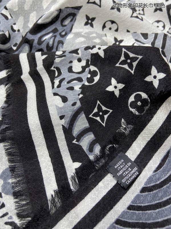 Elegant Brand-Inspired Scarf - Perfect for Winter-LV