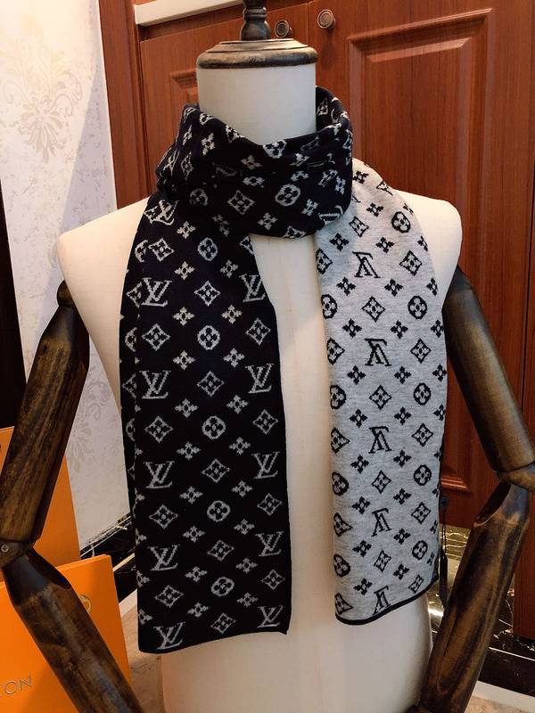 Trendy LV-Inspired Scarf - Luxe Fashion Must-Have