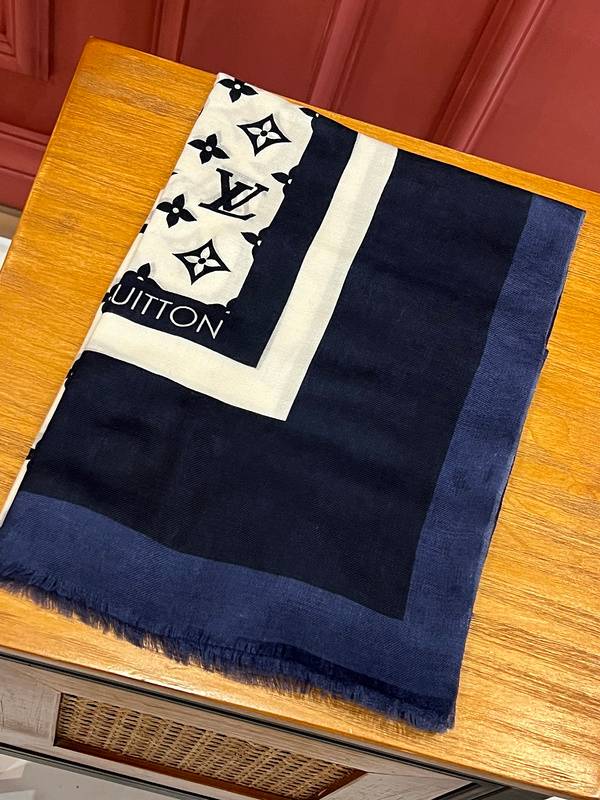 LV-Style Navy & White Scarf - Timeless Elegance #LuxuryFashion