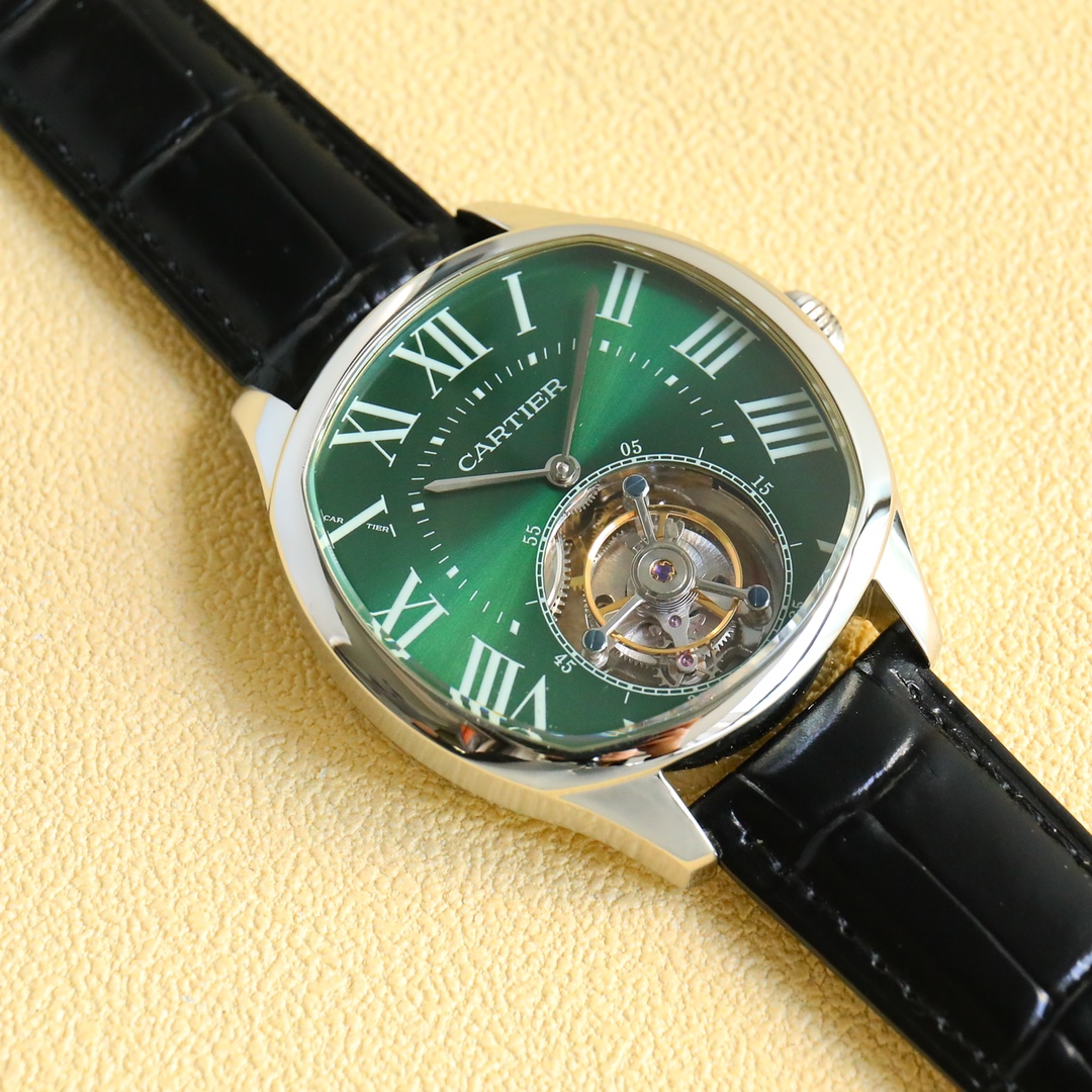 Green Dial Excellence | Cartier Watch | #TimelessStyle