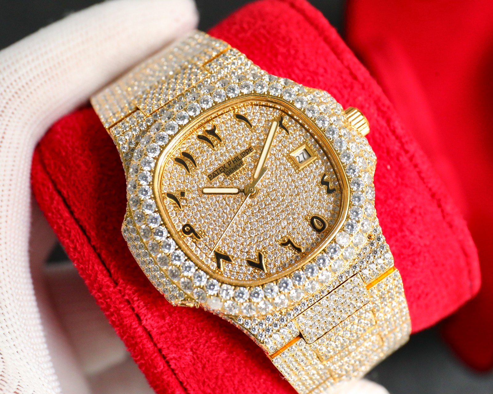 Dazzling Gold | Full Diamond Watch | Luxury Timepiece