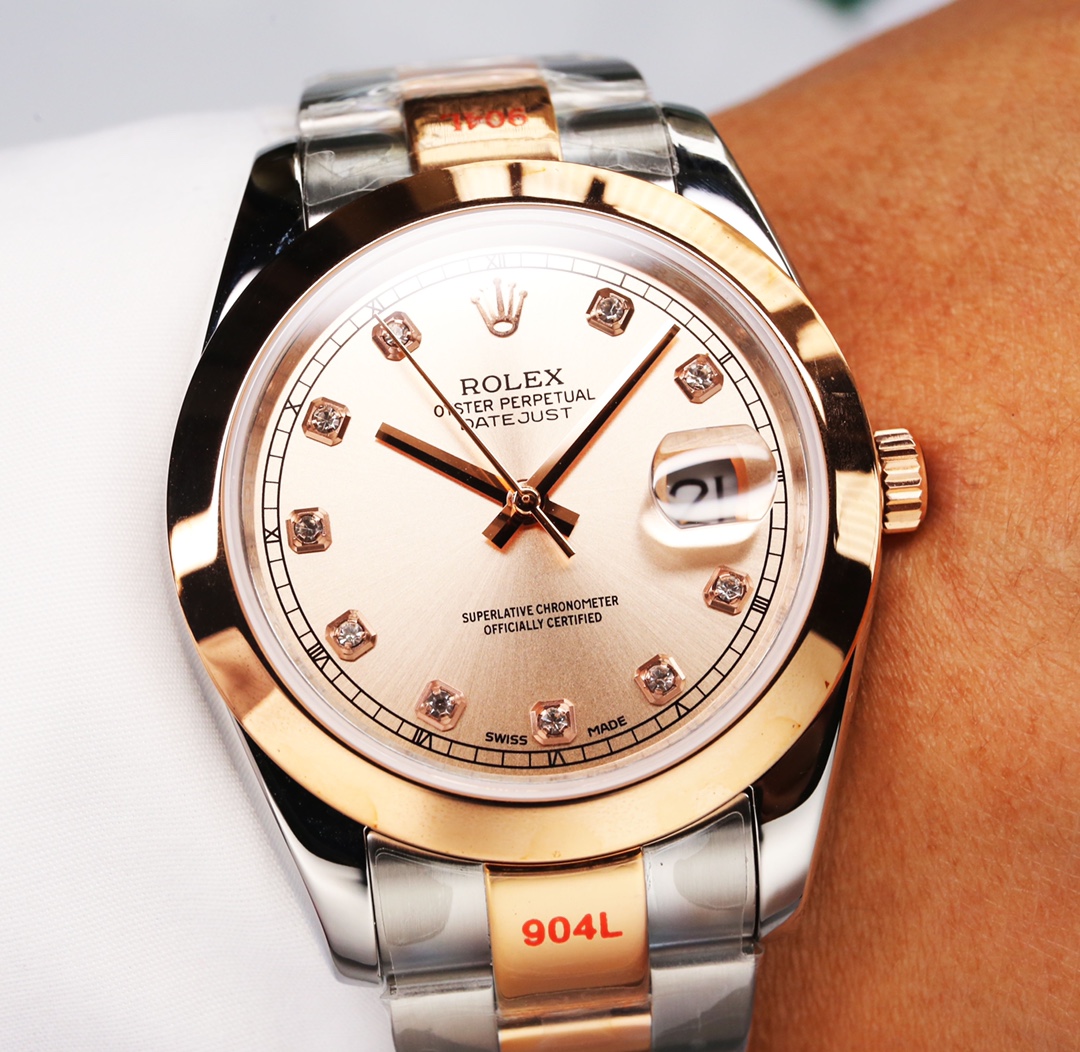 Elegance in Every Tick | Rolex Two-Tone Bezel | #WristwatchGoals