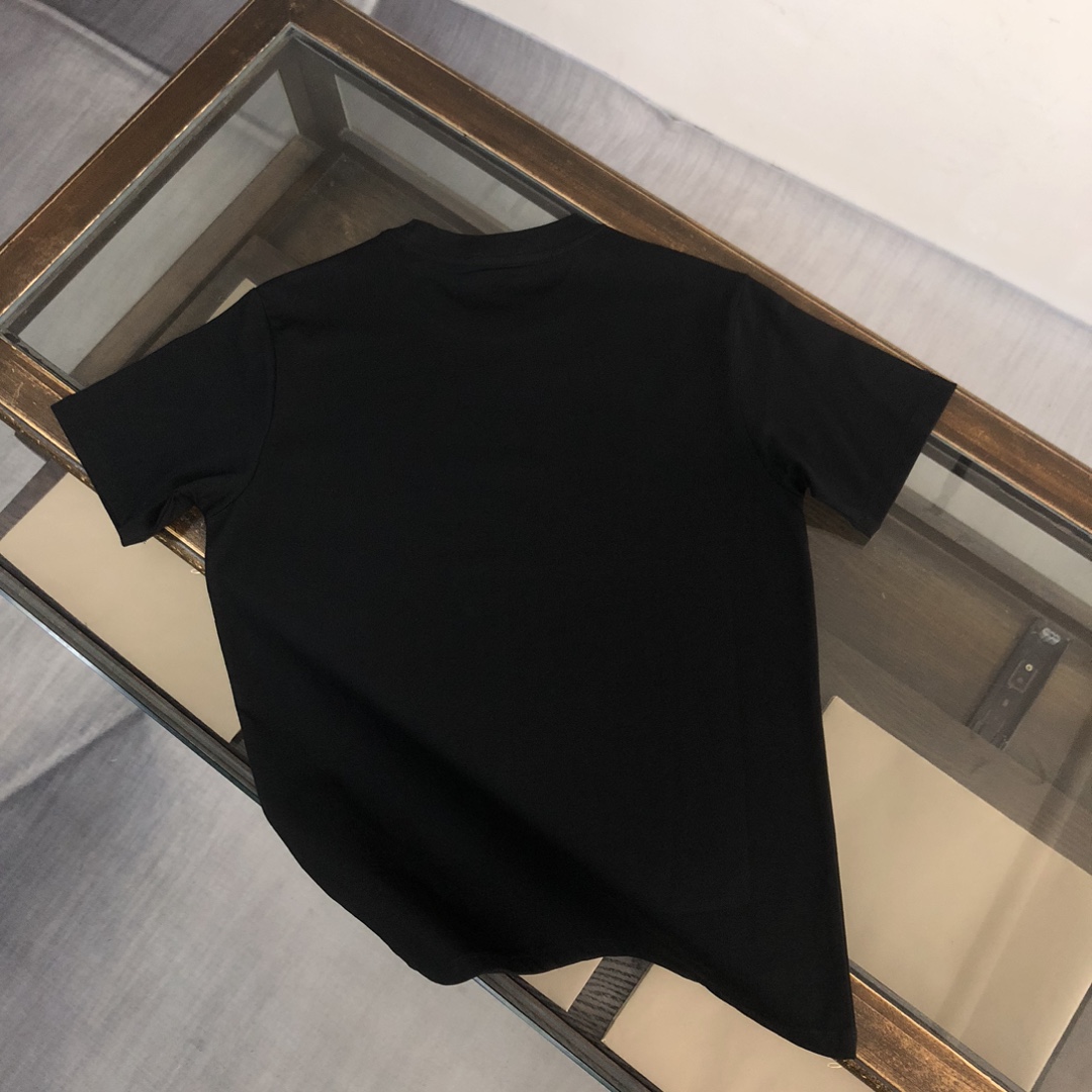 Balenciaga x Gucci Collab T-Shirt - Streetwear Fashion