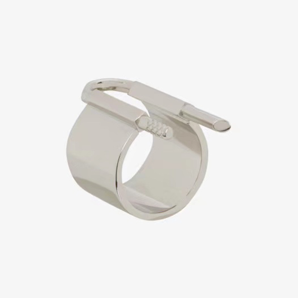 Givenchy's Lock Ring with a Twist