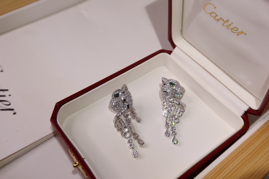 Cartier High-End Fashion - Panther Earrings with Emerald Eyes