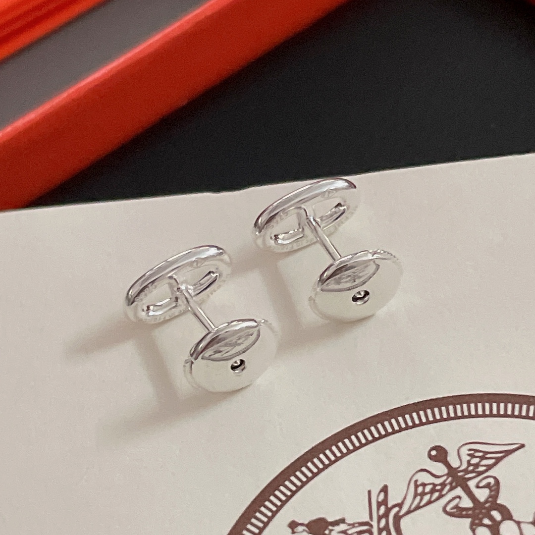 Hermès Minimalism: Silver 'H' Stud Earrings