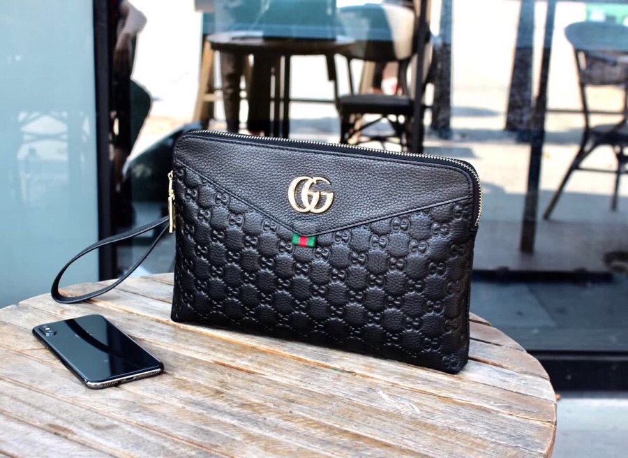 Gucci-Inspired Black Quilted Clutch - Chic Fashion Accessory