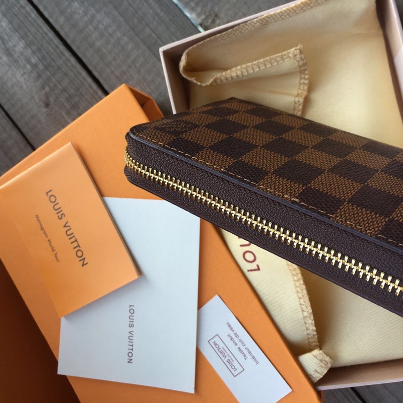 2022 Official LV Wallet -  Authentic Luxury 