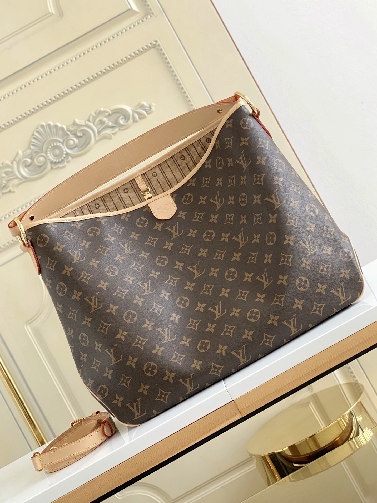 Trendy Designer Handbag - LV Inspired, Must-Have Accessory